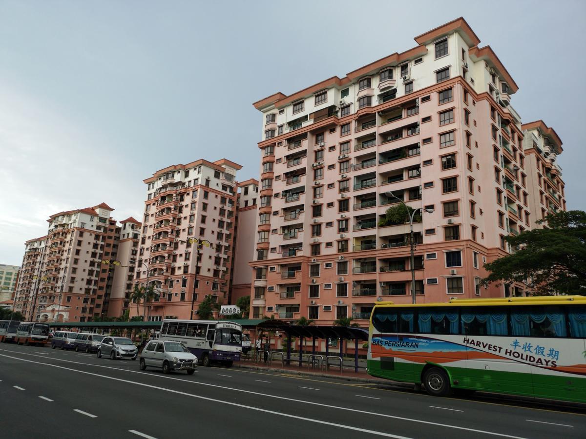 Aparthotel Marina Court Luxury Penthouse à Kota Kinabalu Extérieur photo