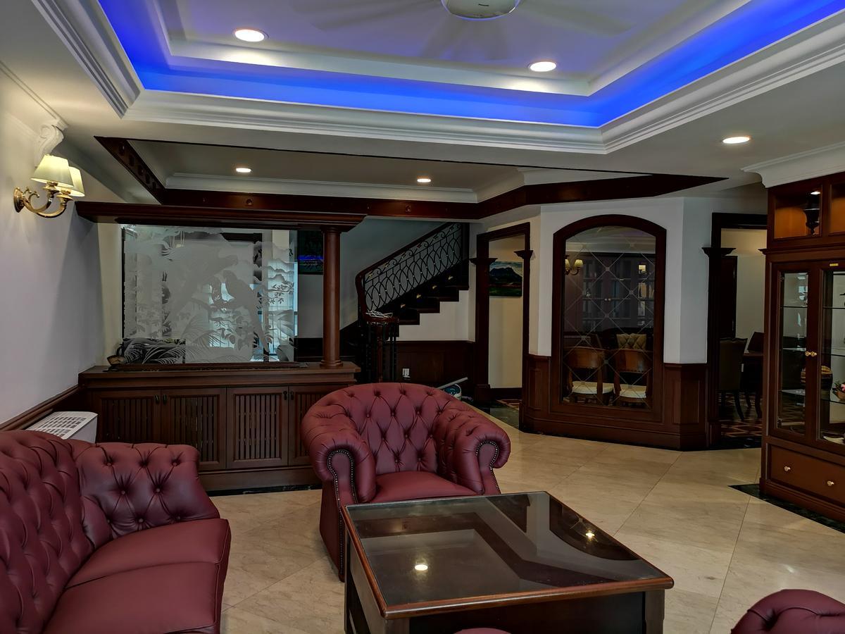 Aparthotel Marina Court Luxury Penthouse à Kota Kinabalu Extérieur photo