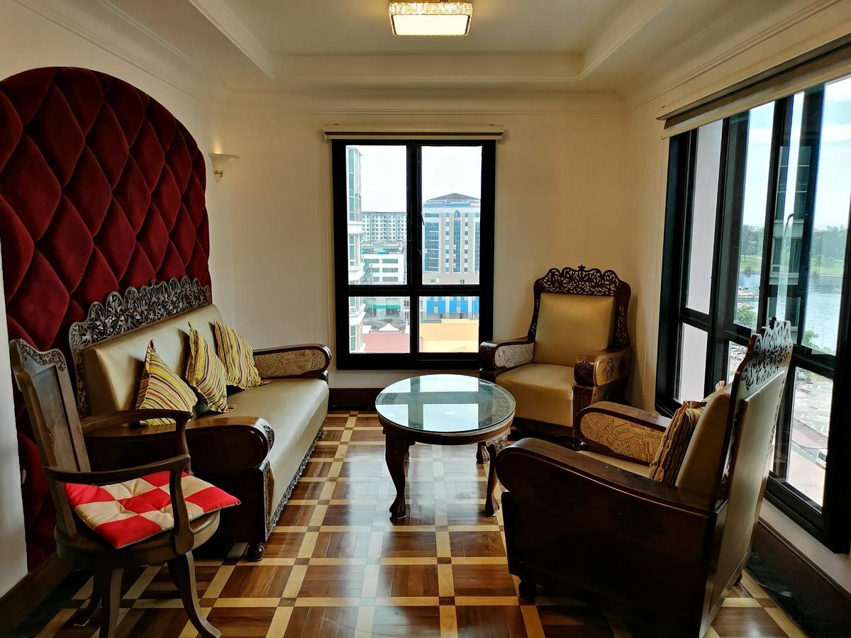 Aparthotel Marina Court Luxury Penthouse à Kota Kinabalu Extérieur photo